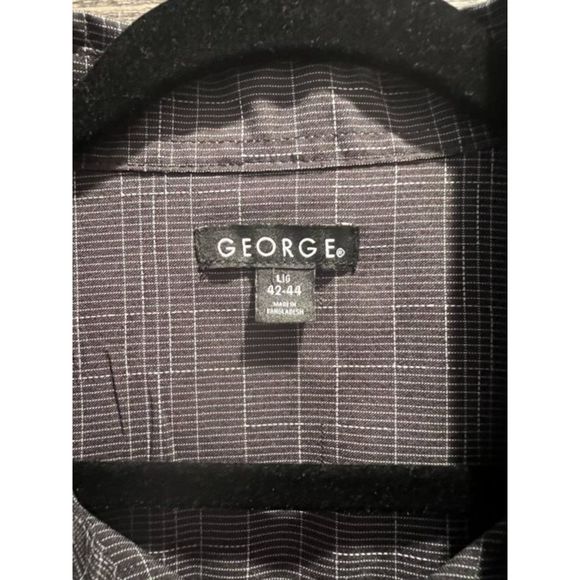 George Mens Polyester Black/White Buttonup Short Sleeve Dress Shirt Size Large - Picture 2 of 3